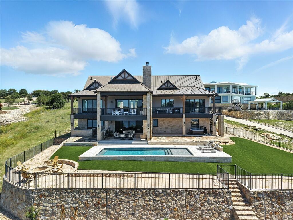 7105 W Hells Gate Drive, Strawn, TX 76475 — photo 1