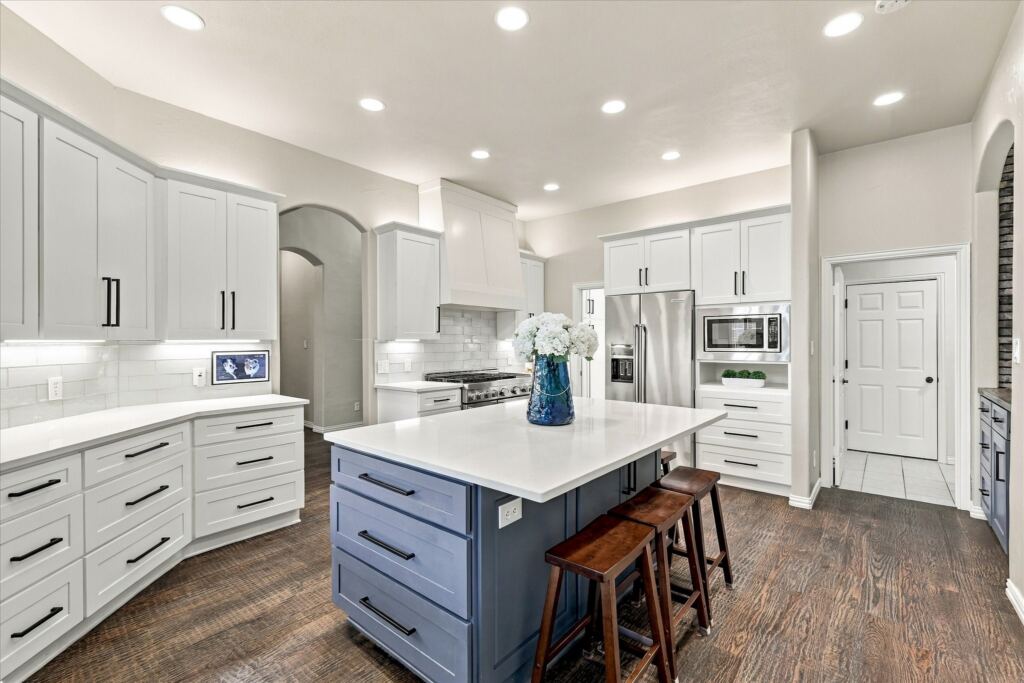 1301 Tarragon Drive