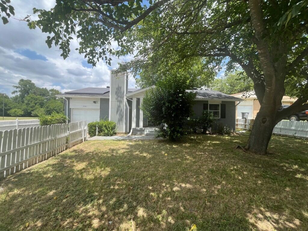 3250 Highland Woods Circle, Dallas, TX 75241 — photo 1