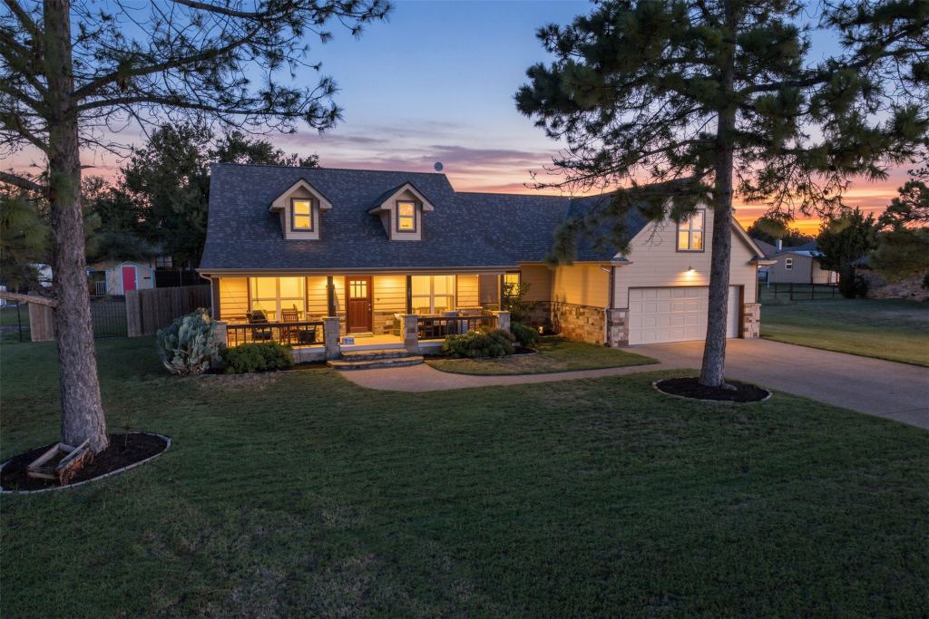 207 Dennis Road, Lipan, TX 76462 — photo 1