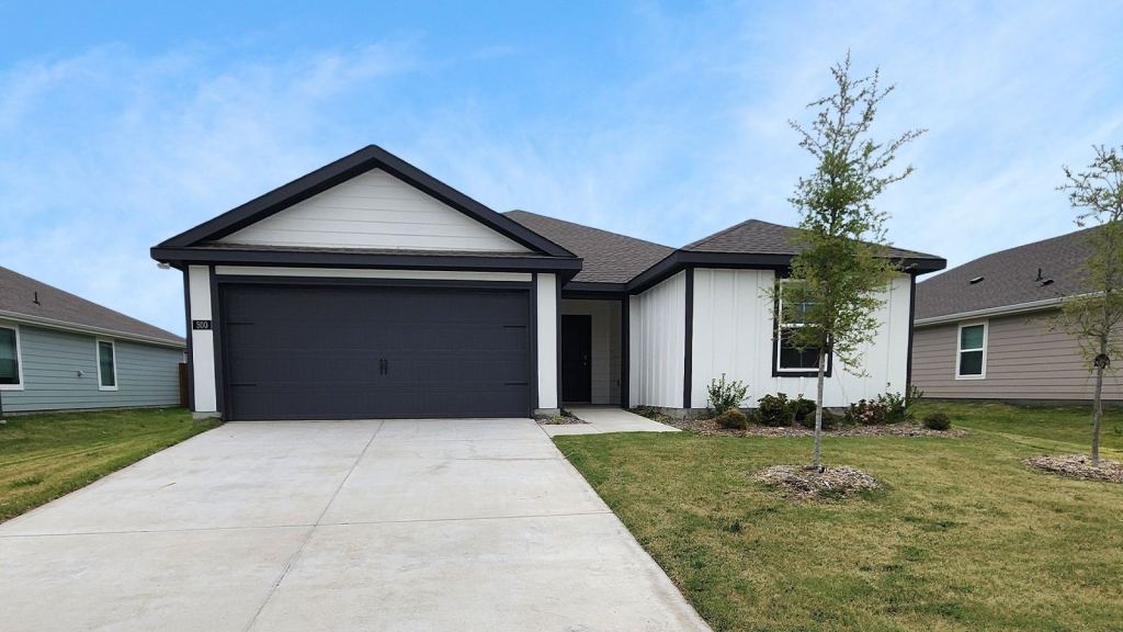 500 Silver Birch Drive, Nevada, TX 75173 — photo 1