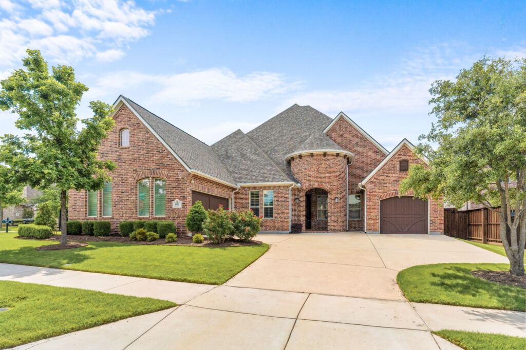 1095 Jennala Drive