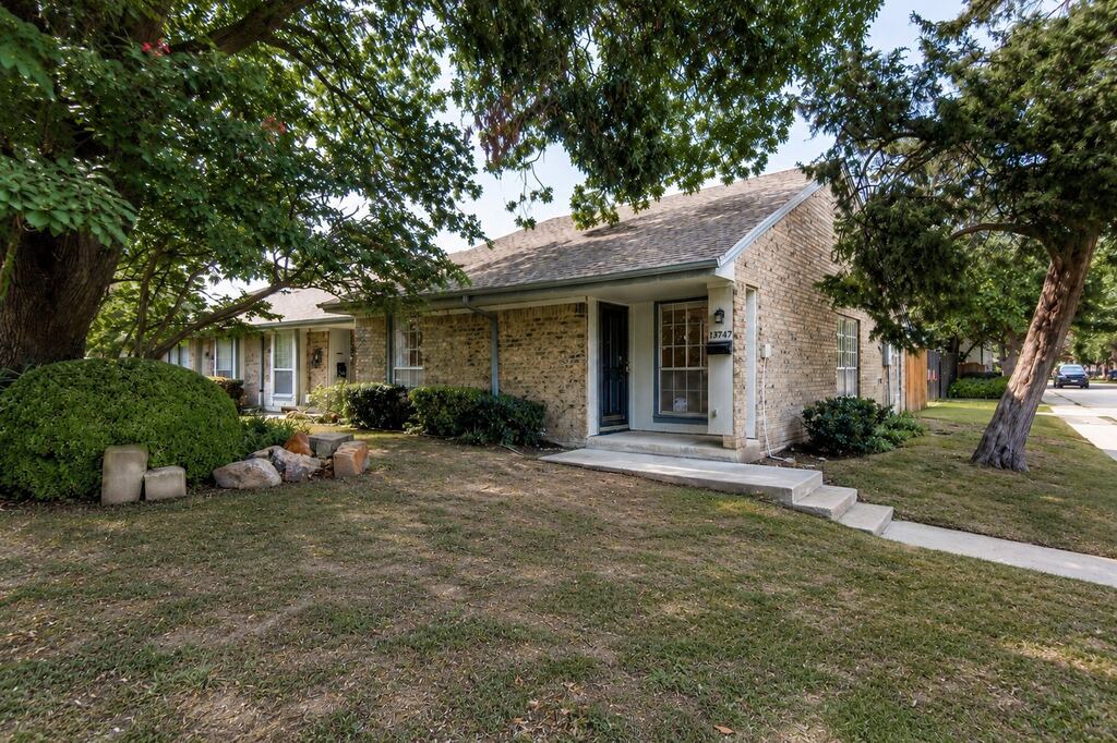 13747 Flagstone Lane, Dallas, TX 75240 — photo 1