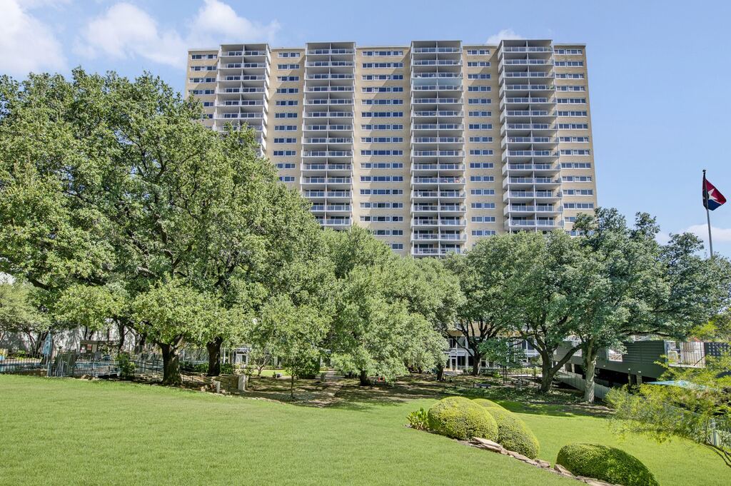 3883 Turtle Creek Boulevard 1717, Dallas, TX 75219 — photo 1