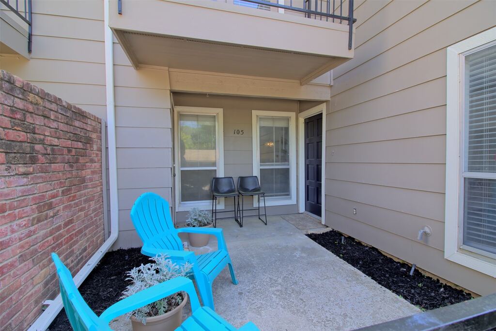 7510 Holly Hill Drive 105, Dallas, TX 75231 — photo 1
