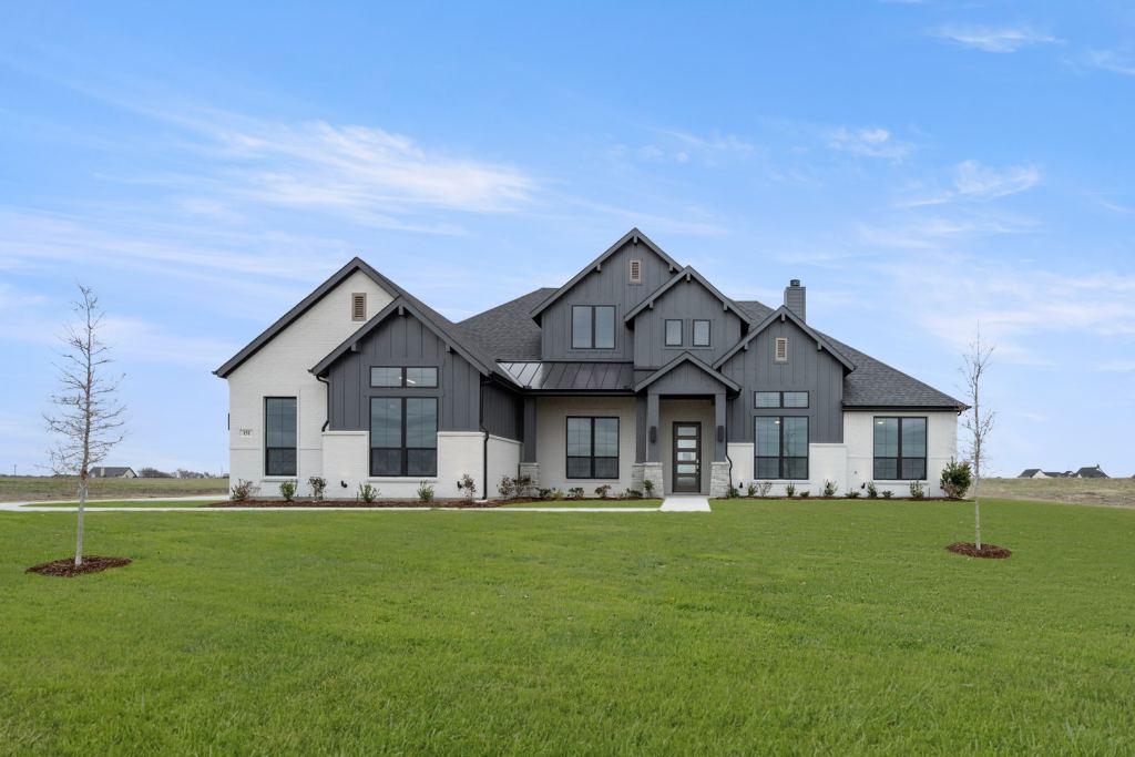 151 Talpin Lane, Venus, TX 76084 — photo 1