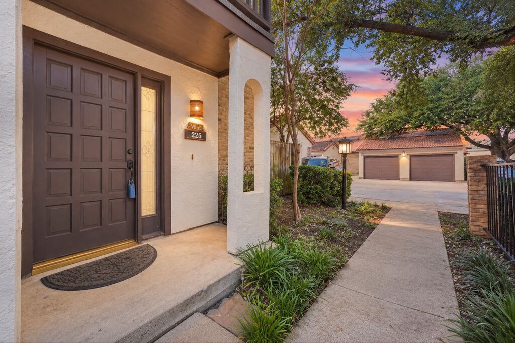 18040 Midway Road 225, Dallas, TX 75287 — photo 1