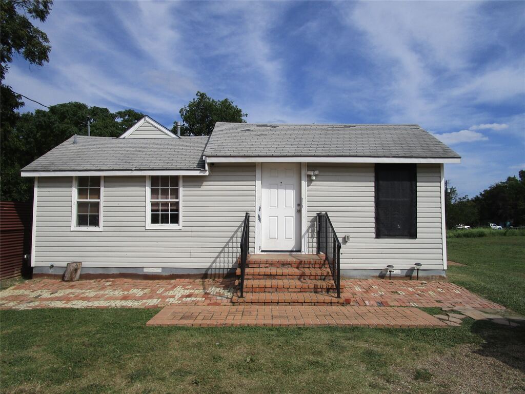 3718 N Westmoreland Road, Dallas, TX 75212 — photo 1