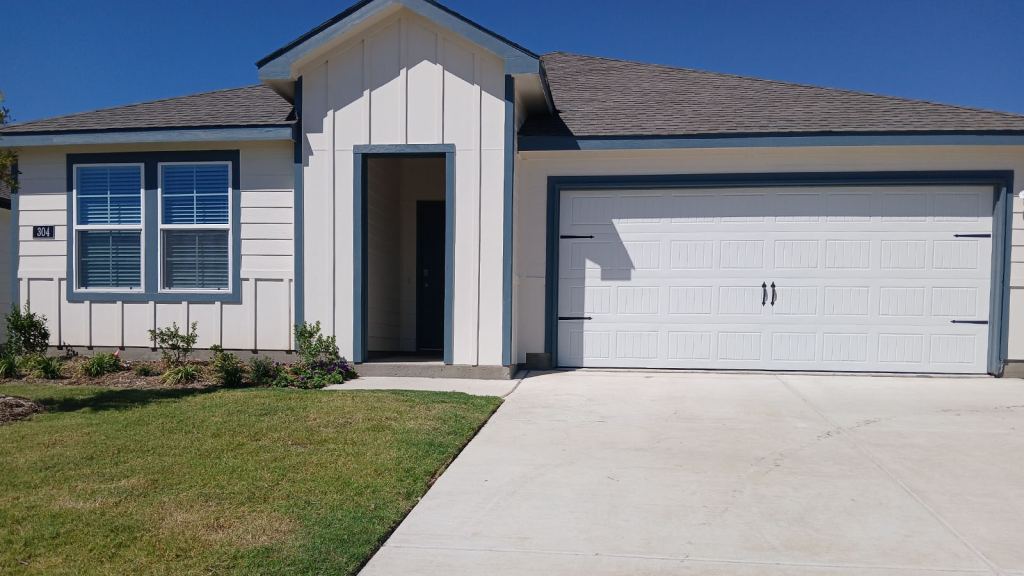 304 Buttonwood Drive