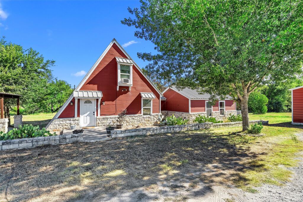518 Warren Road, Lorena, TX 76655 — photo 1
