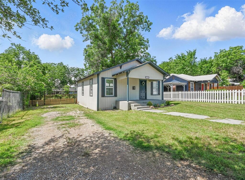 5511 Fletcher Avenue, Fort Worth, TX 76107 — photo 1