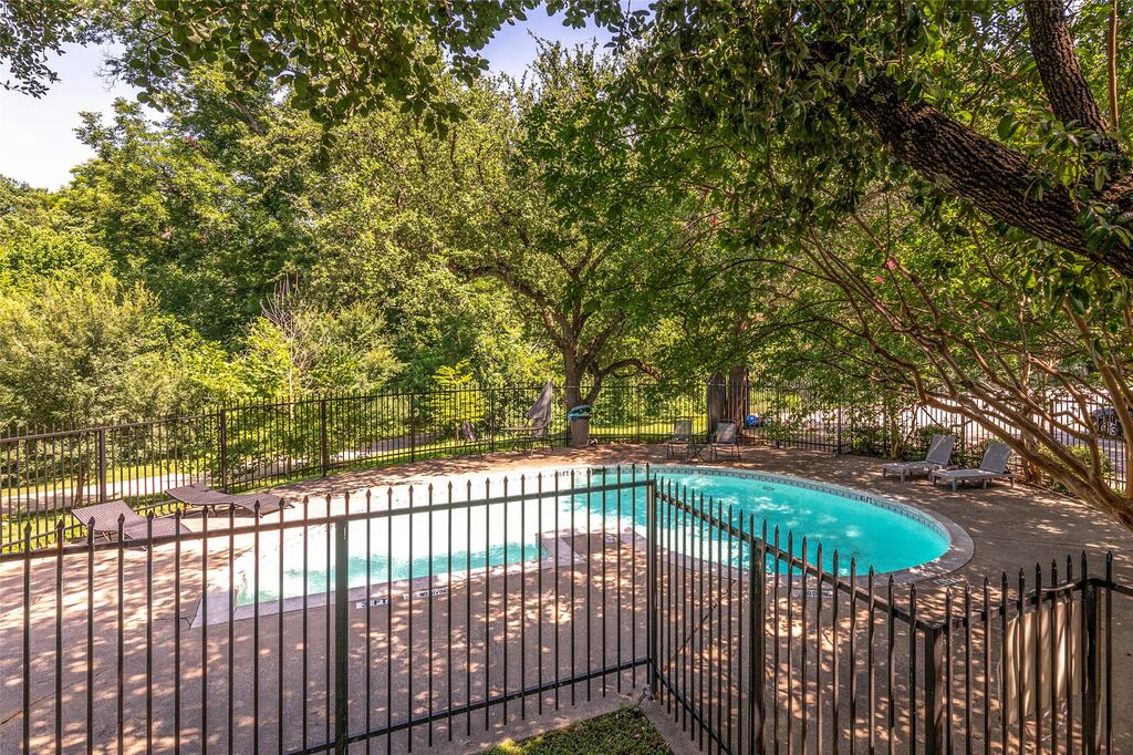 6900 Skillman Street 305, Dallas, TX 75231 — photo 1