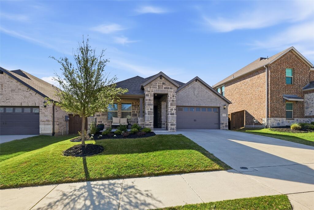 5628 Castle Peak Bend, Fort Worth, TX 76126 — photo 1