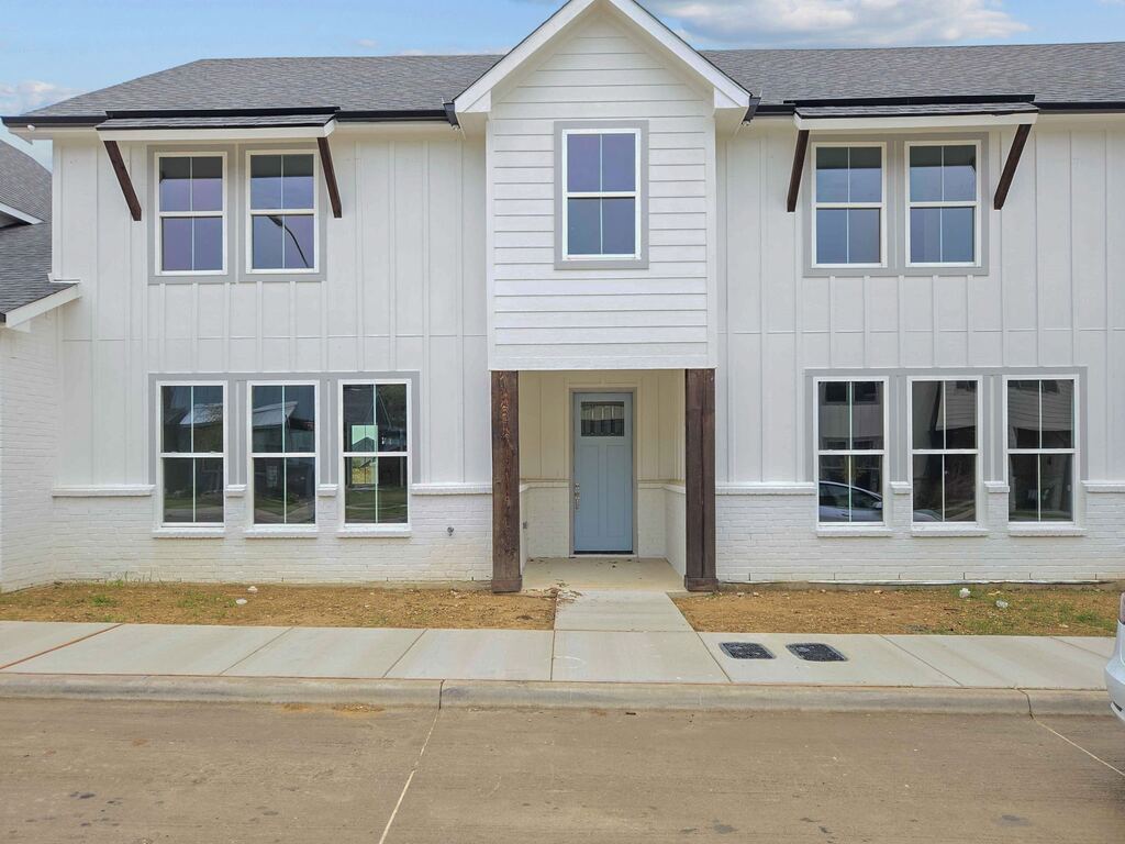 9620 Thorncrown Lane, Fort Worth, TX 76179 — photo 1