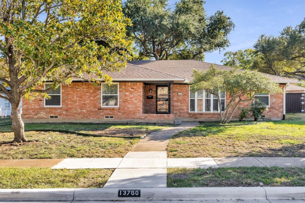 13760 Rolling Hills Lane