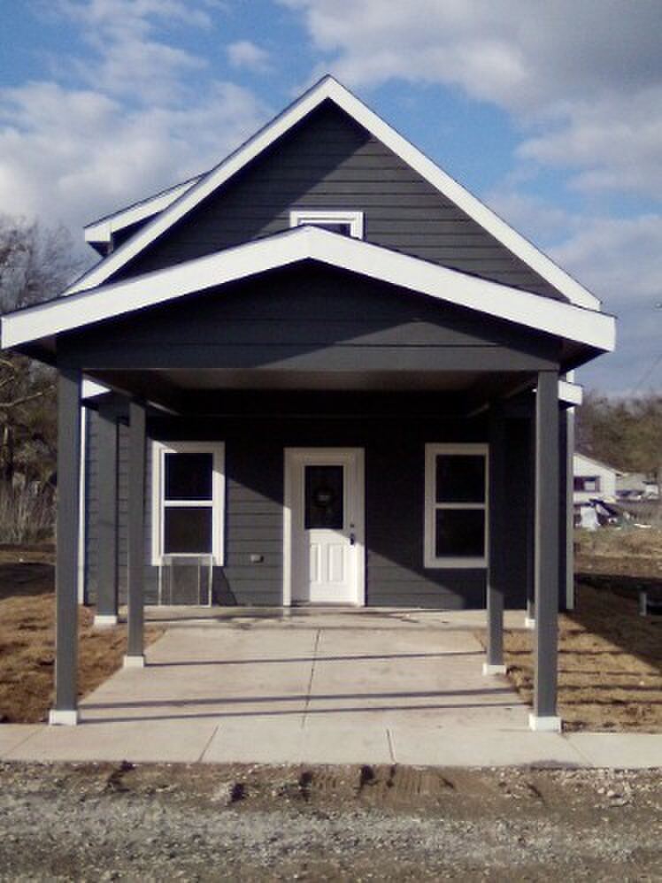 114 E Oak Street, Whitewright, TX 75491 — photo 1