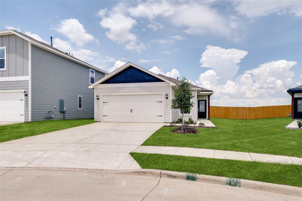 2051 Braveheart Drive, Crandall, TX 75114 — photo 1