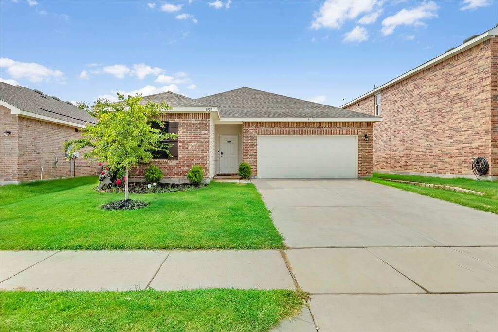 4929 Knob Drive, Fort Worth, TX 76179 — photo 1