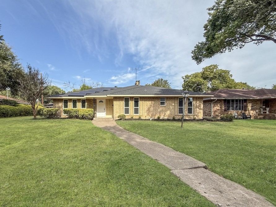 2147 Oak Valley Lane, Dallas, TX 75232 — photo 1