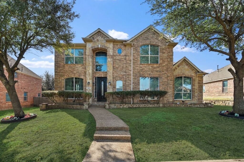 904 Amherst Drive