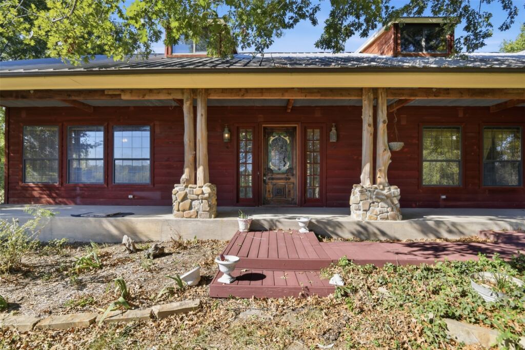 959 County Road 4540, Whitewright, TX 75491 — photo 1
