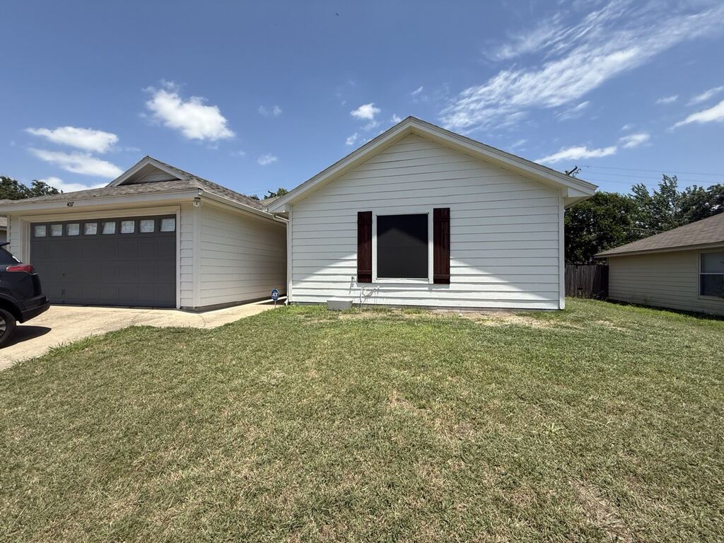 4017 Devonaire Drive, Fort Worth, TX 76008 — photo 1
