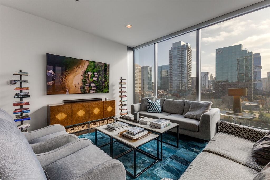 3130 N Harwood Street 801, Dallas, TX 75201 — photo 1