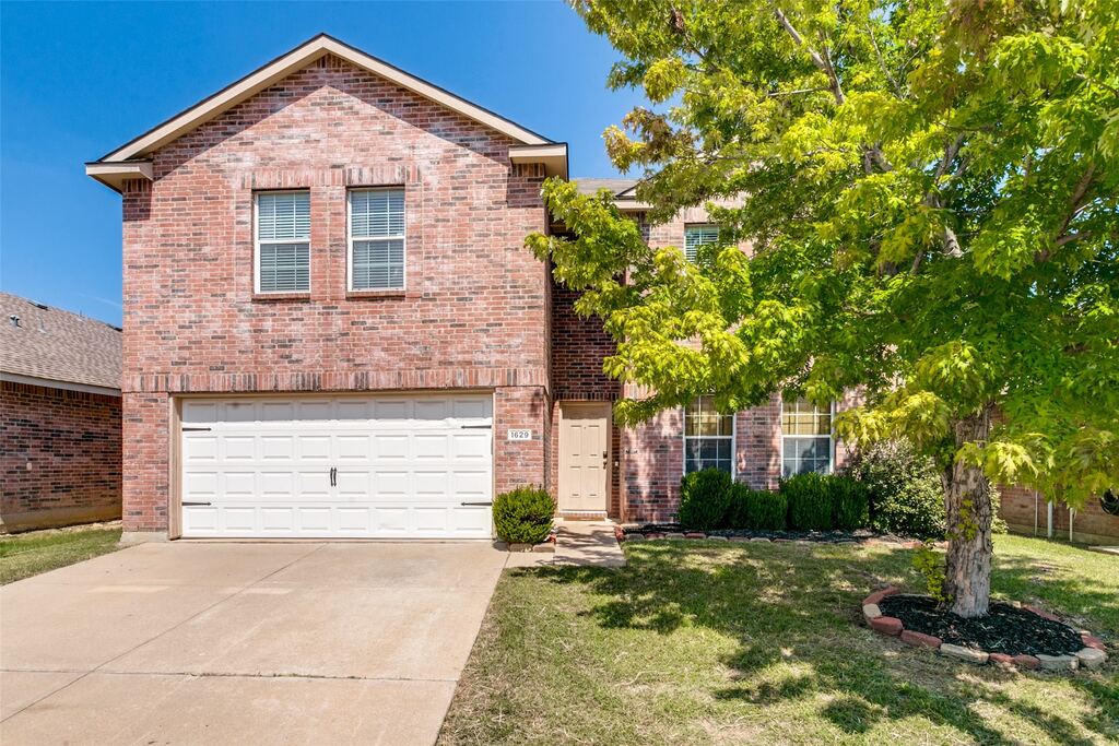 1629 Quails Nest Drive, Fort Worth, TX 76177 — photo 1