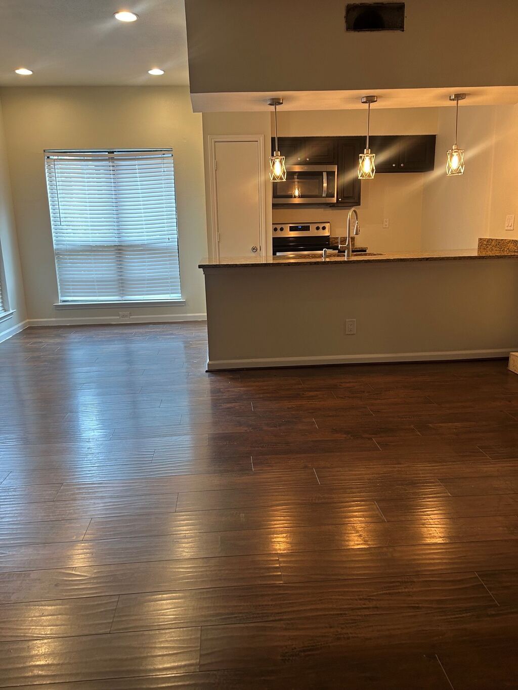 7525 Holly Hill Drive 45, Dallas, TX 75231 — photo 1