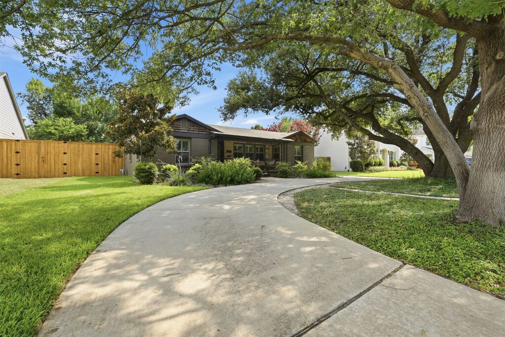3637 Shelby Drive, Fort Worth, TX 76109 — photo 1