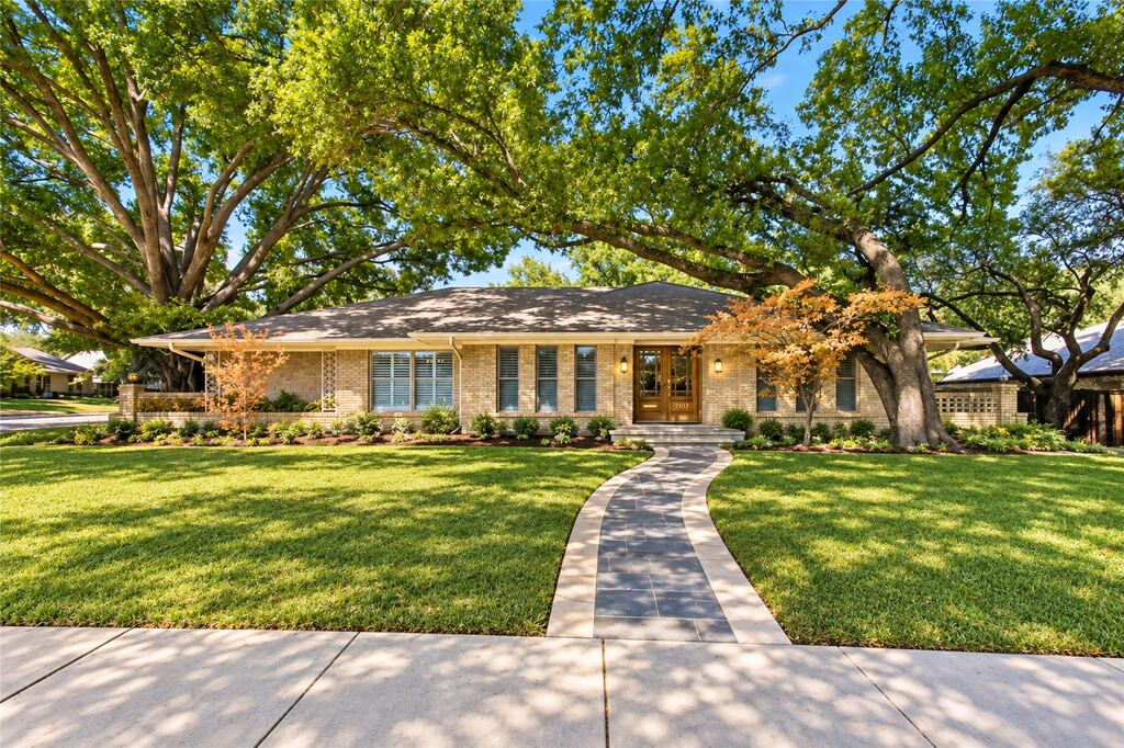 7107 Stefani Drive, Dallas, TX 75225 — photo 1