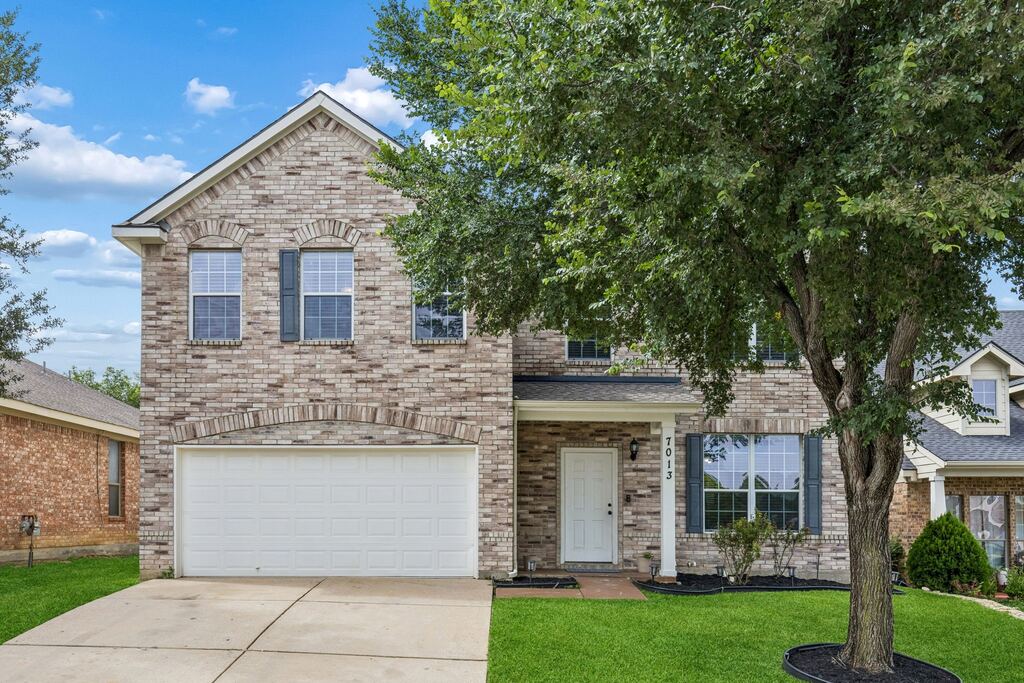 7013 Lindentree Lane, Fort Worth, TX 76137 — photo 1