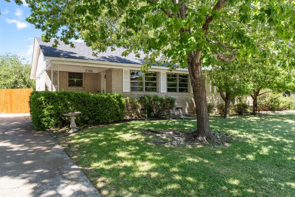 7103 Wake Forrest Drive, Dallas, TX 75214 — photo 1