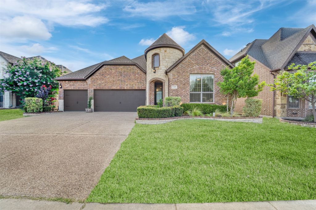 1305 Corona Court