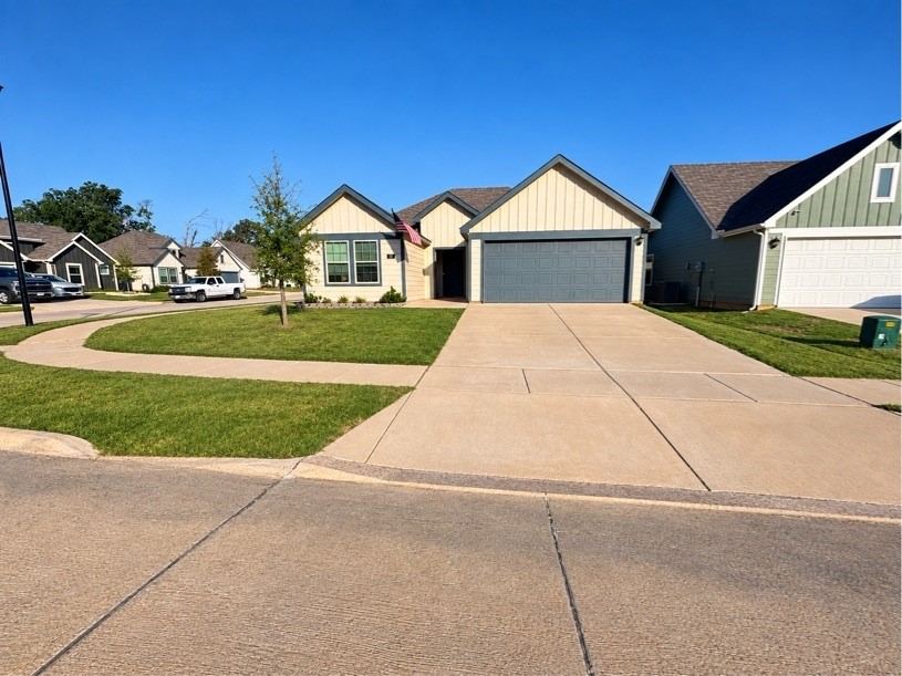 192 Hunters Way, Canton, TX 75103 — photo 1