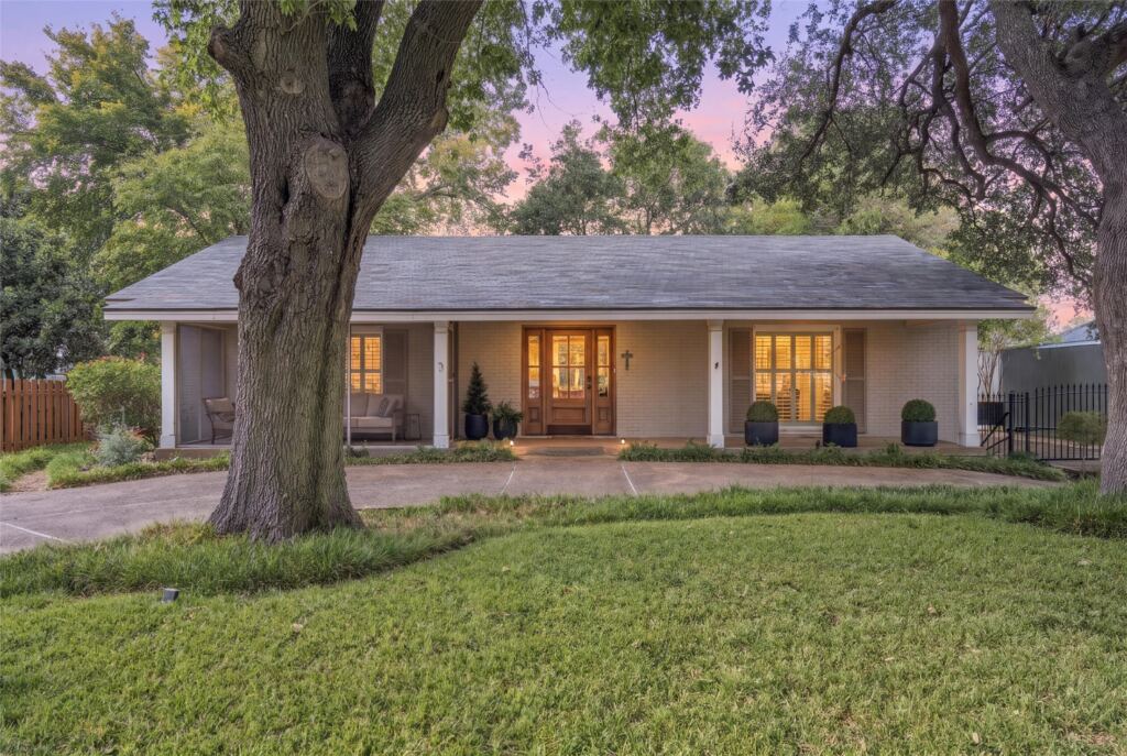 404 N 39th Street, Waco, TX 76710 — photo 1