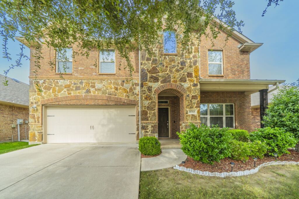 11713 Summer Springs Drive