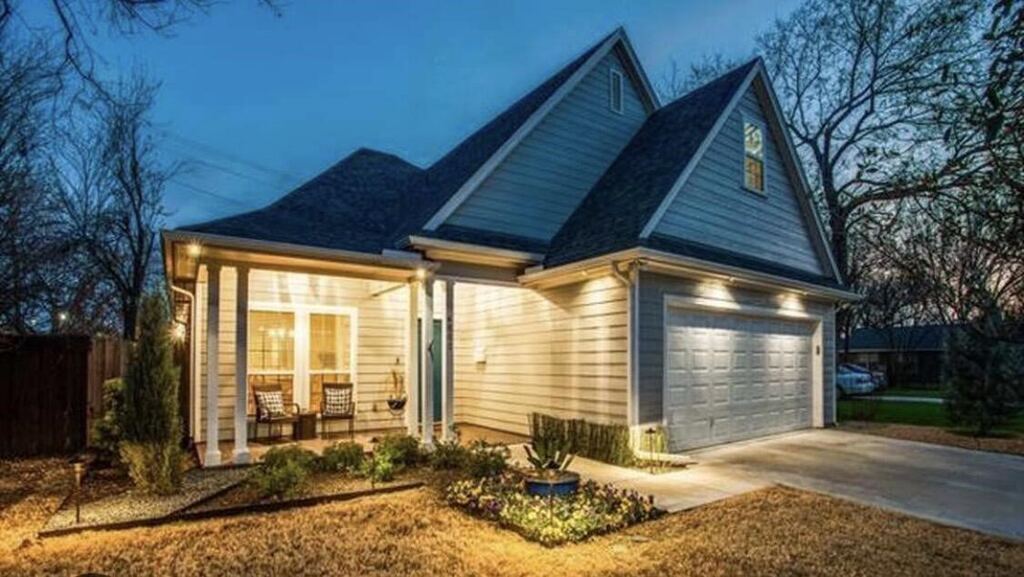 4803 Calmont Avenue, Fort Worth, TX 76107 — photo 1