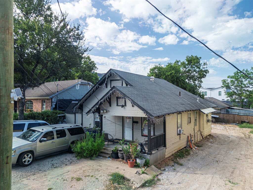 4707 Sylvester, Dallas, TX 75219 — photo 1