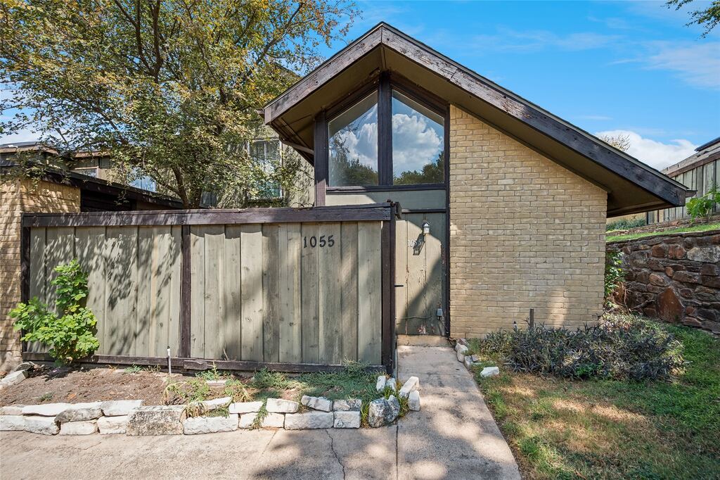 4627 Country Creek Drive 1055, Dallas, TX 75236 — photo 1