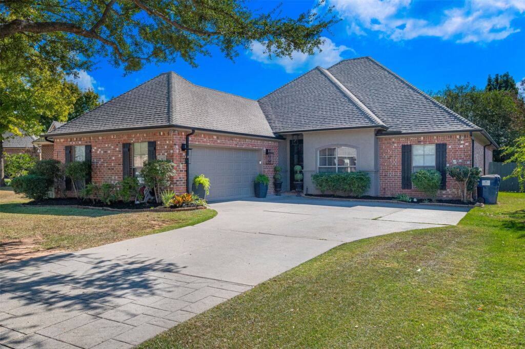 307 Magazine Court