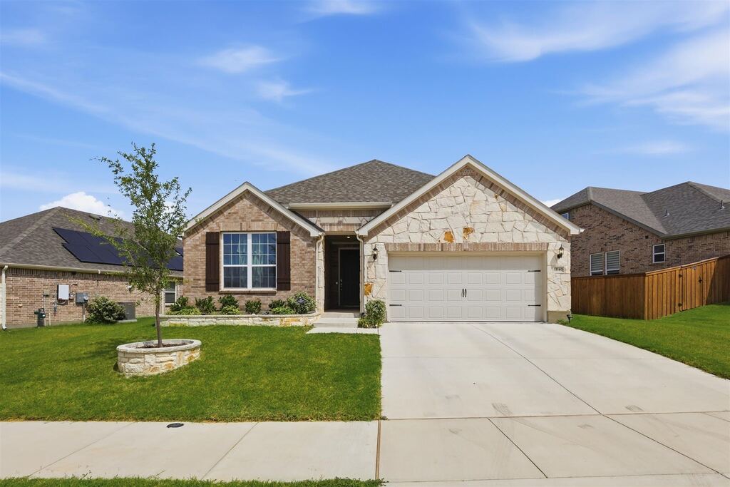 11140 Boyne Avenue, Fort Worth, TX 76052 — photo 1