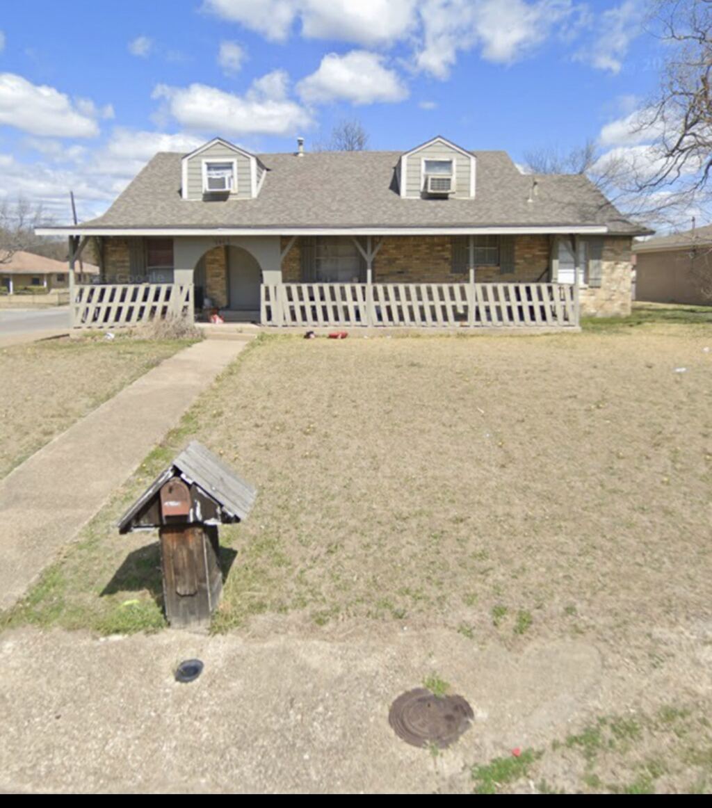 9405 Glengreen Drive, Dallas, TX 75217 — photo 1