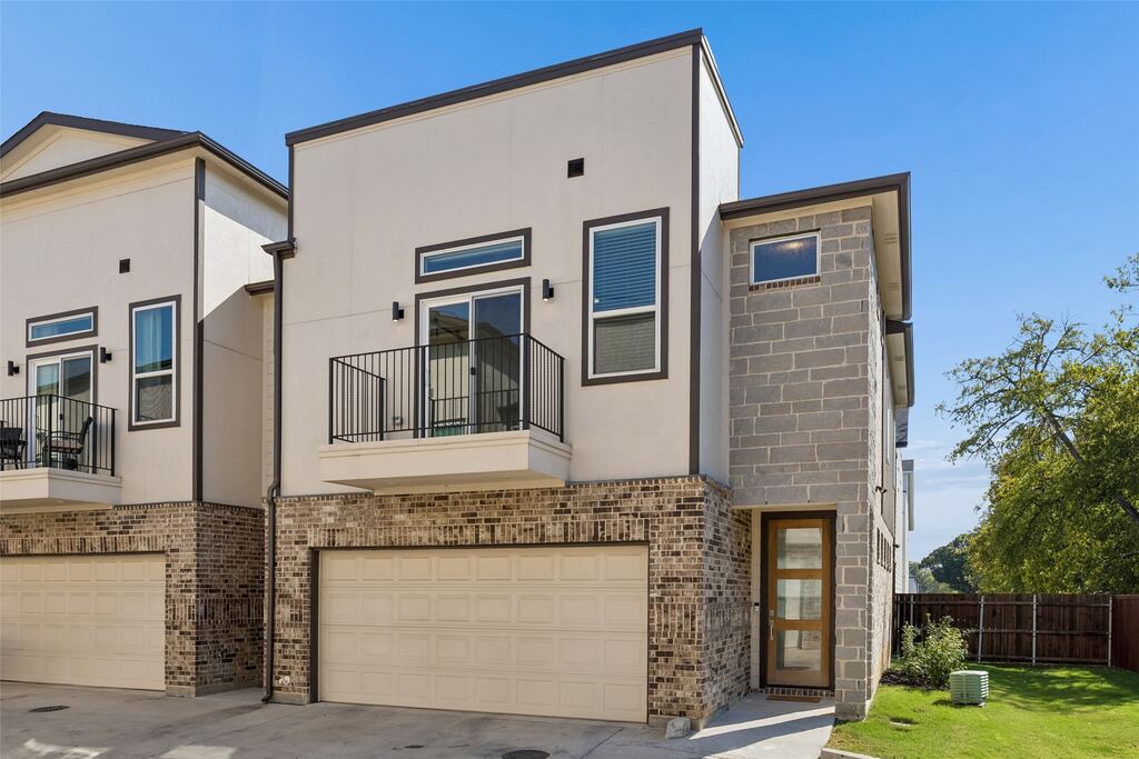 7345 Bree Court, Dallas, TX 75235 — photo 1