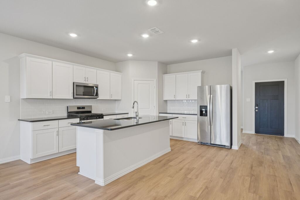 2104 Longchamp Lane, Seagoville, TX 75159 — photo 1