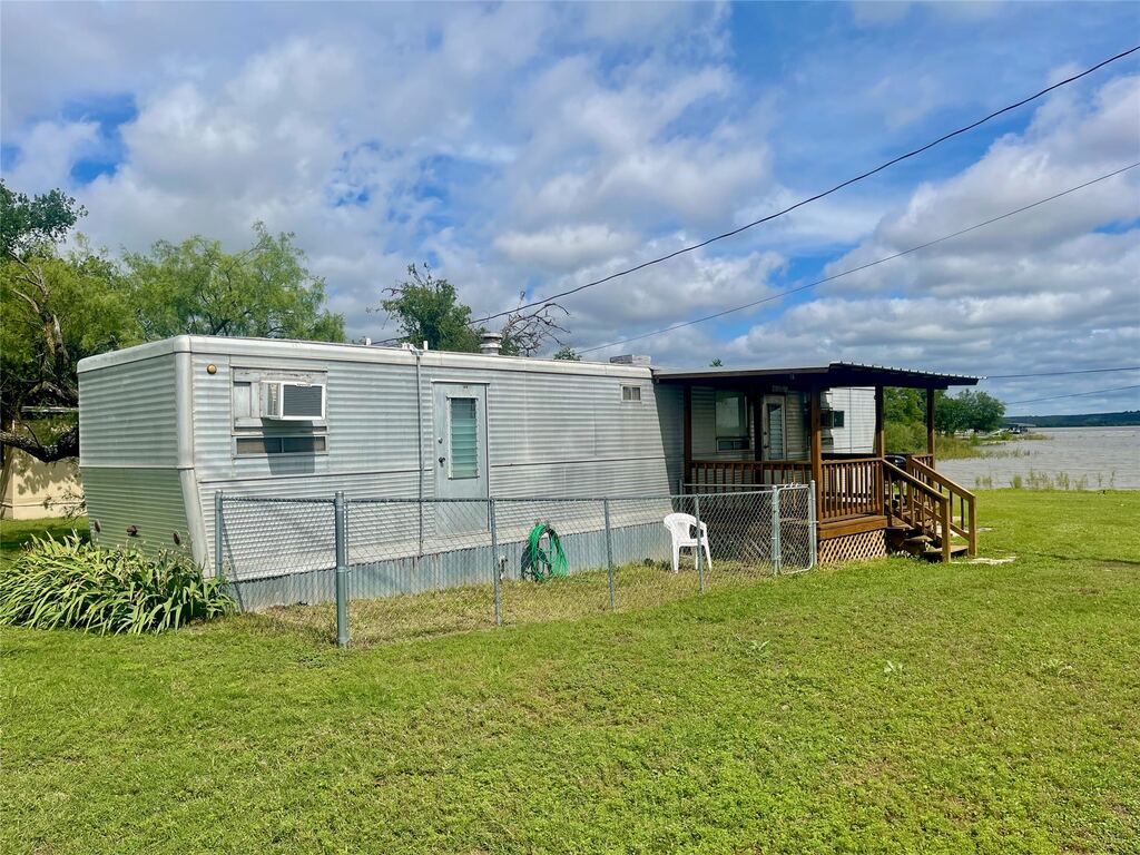 641 Sky Camp Loop 2, Possum Kingdom Lake, TX 76449 — photo 1