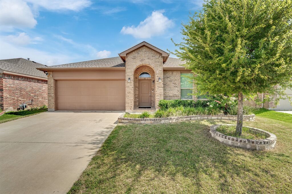 1129 Metaline Trail, Fort Worth, TX 76177 — photo 1