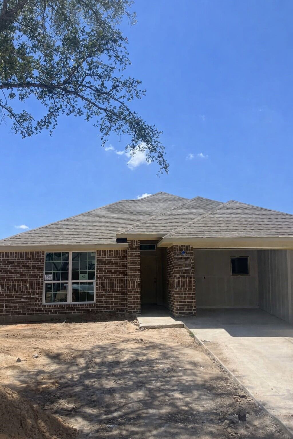 413 Conway Street, Lacy Lakeview, TX 76705 — photo 1