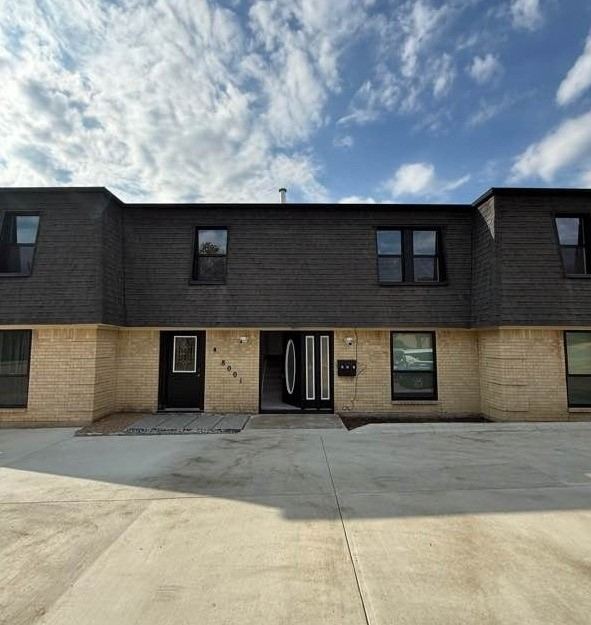 8001 Carrick Street B, Benbrook, TX 76116 — photo 1