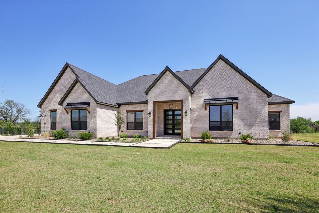 132 Peachleaf Drive, Krugerville, TX 76227 — photo 1